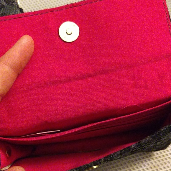 Steve Madden crossbody wallet - Picture 3 of 4